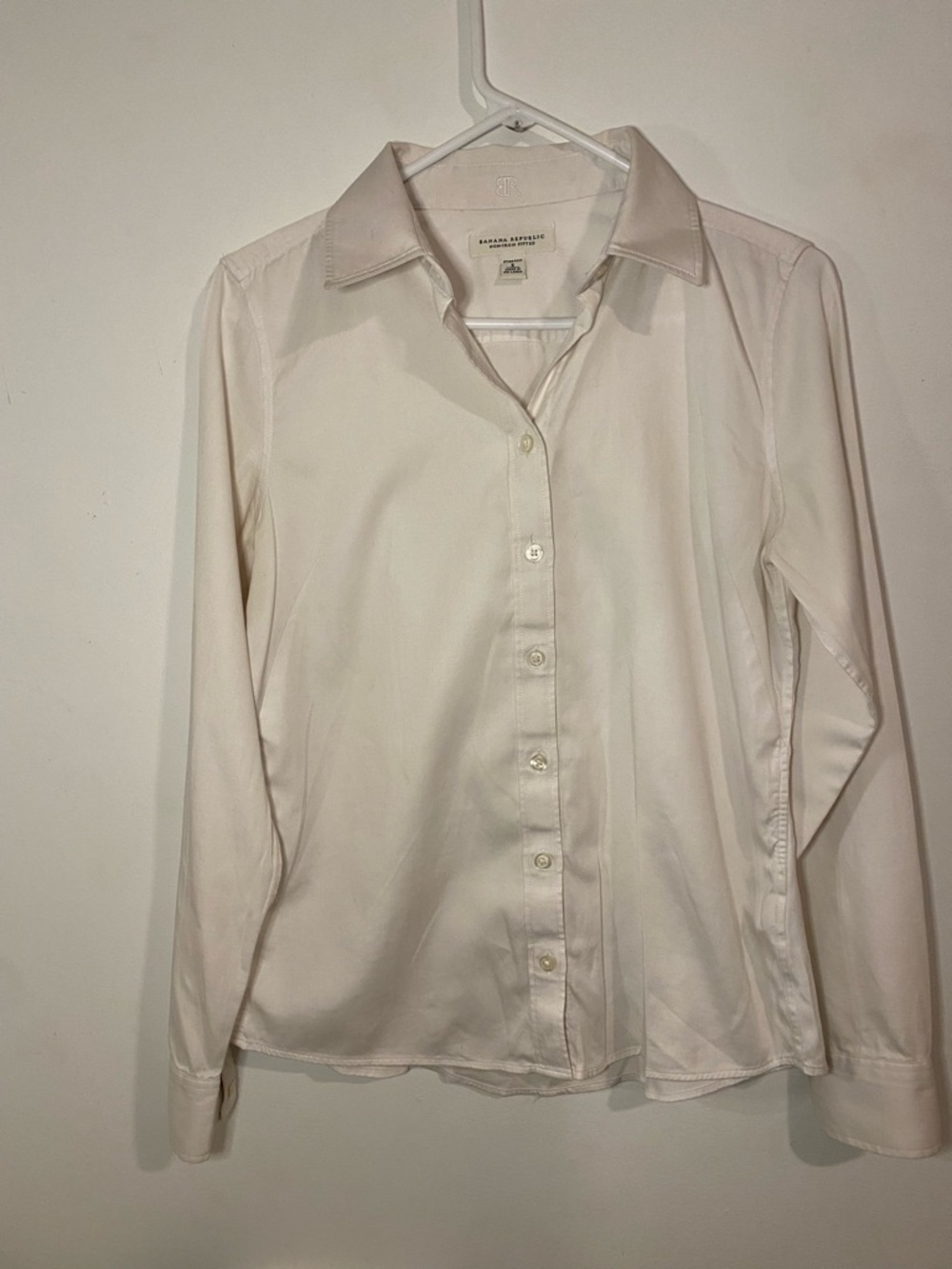 Banana Republic Ivory Long-Sleeve Button-Down Shirt
